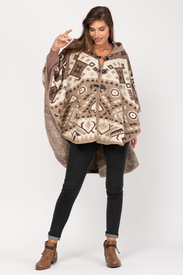 PONCHO CORTO CON CAPUCHA