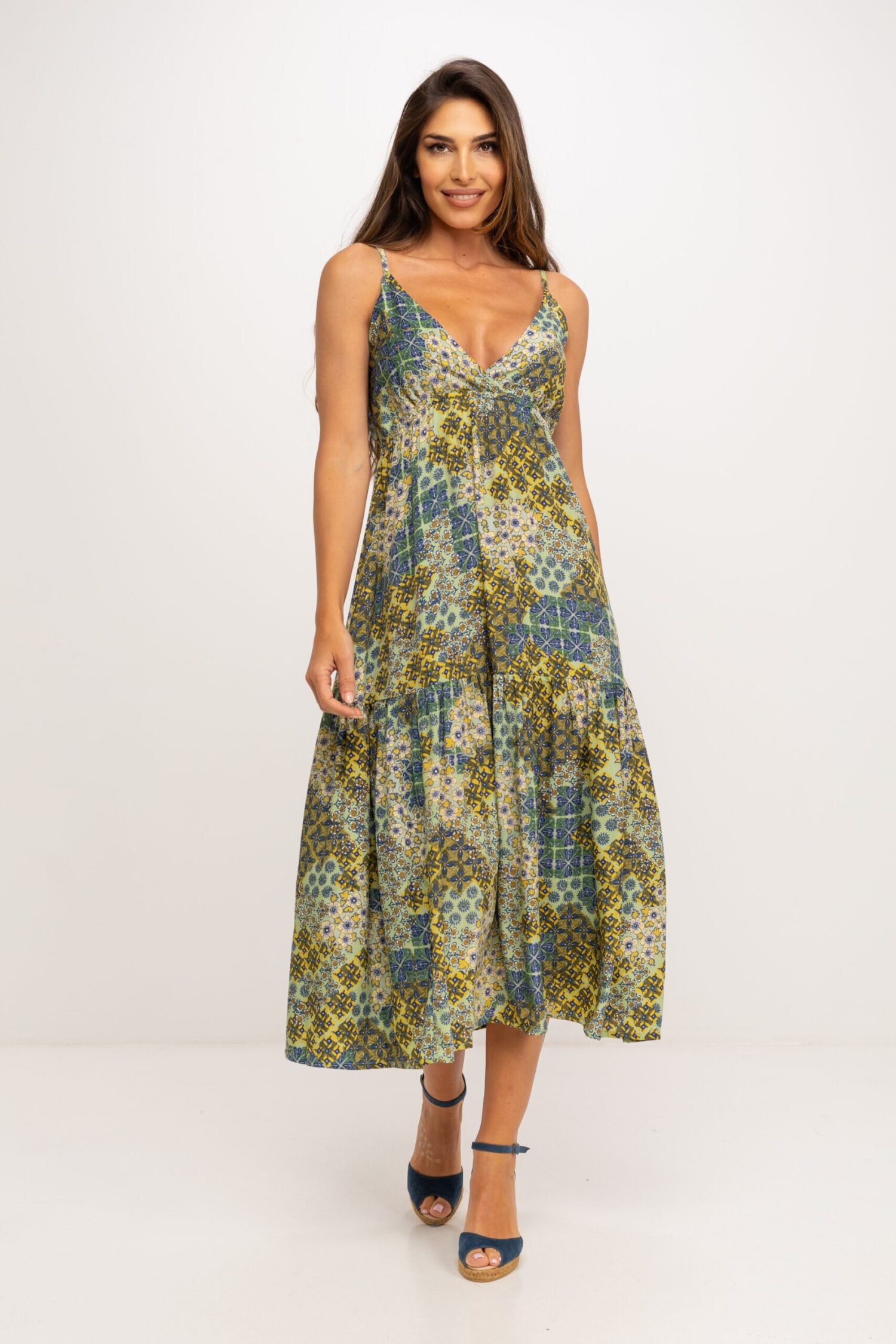 VESTIDO LARGO ESTAMPADO DE TIRANTES ESCOTE CRUZADO EN V GOMA ELASTICA BAJO PECHO