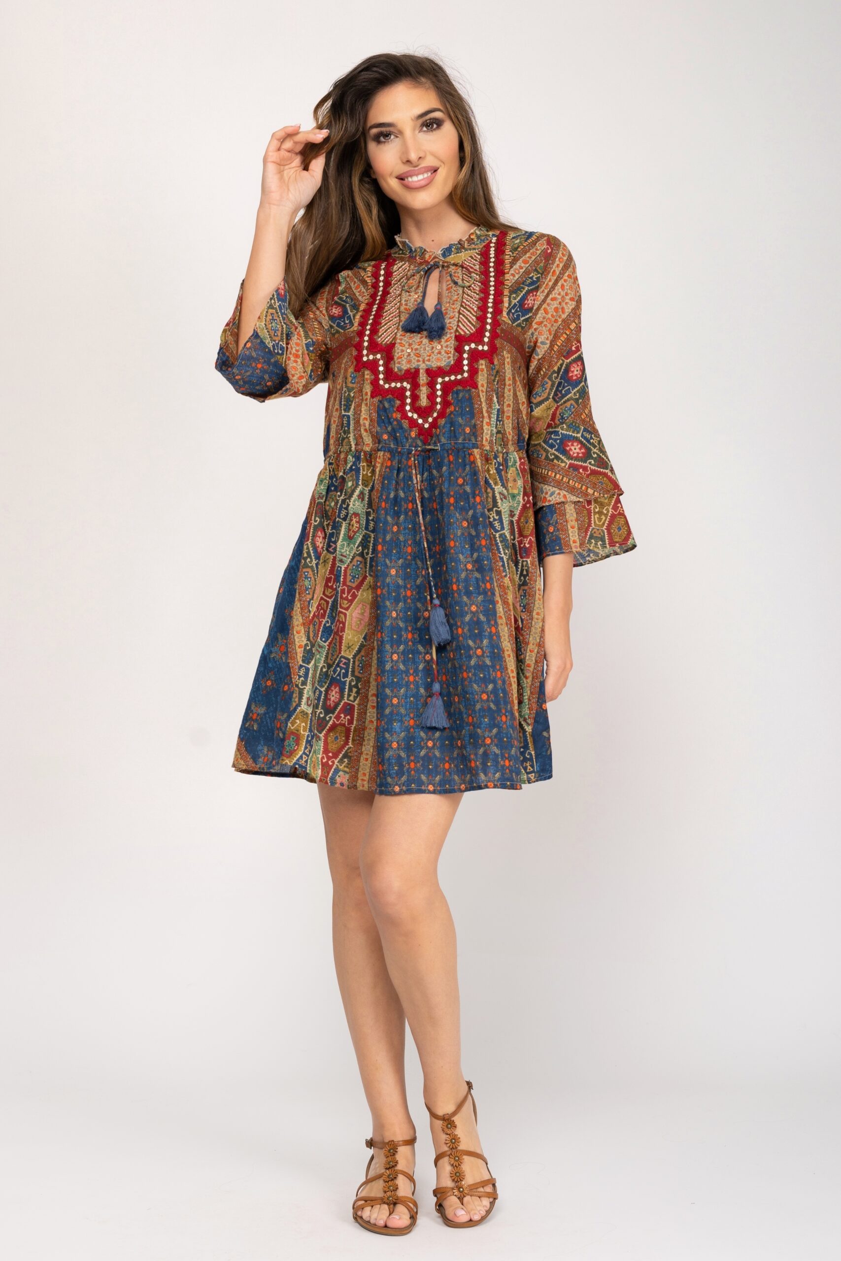 VESTIDO CON ESTAMPADO DE PATCHWORK