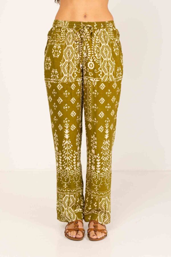 PANTALON ESTAMPADO MONO COLOR CON CINTURILLA ELASTICA CON CORDONES