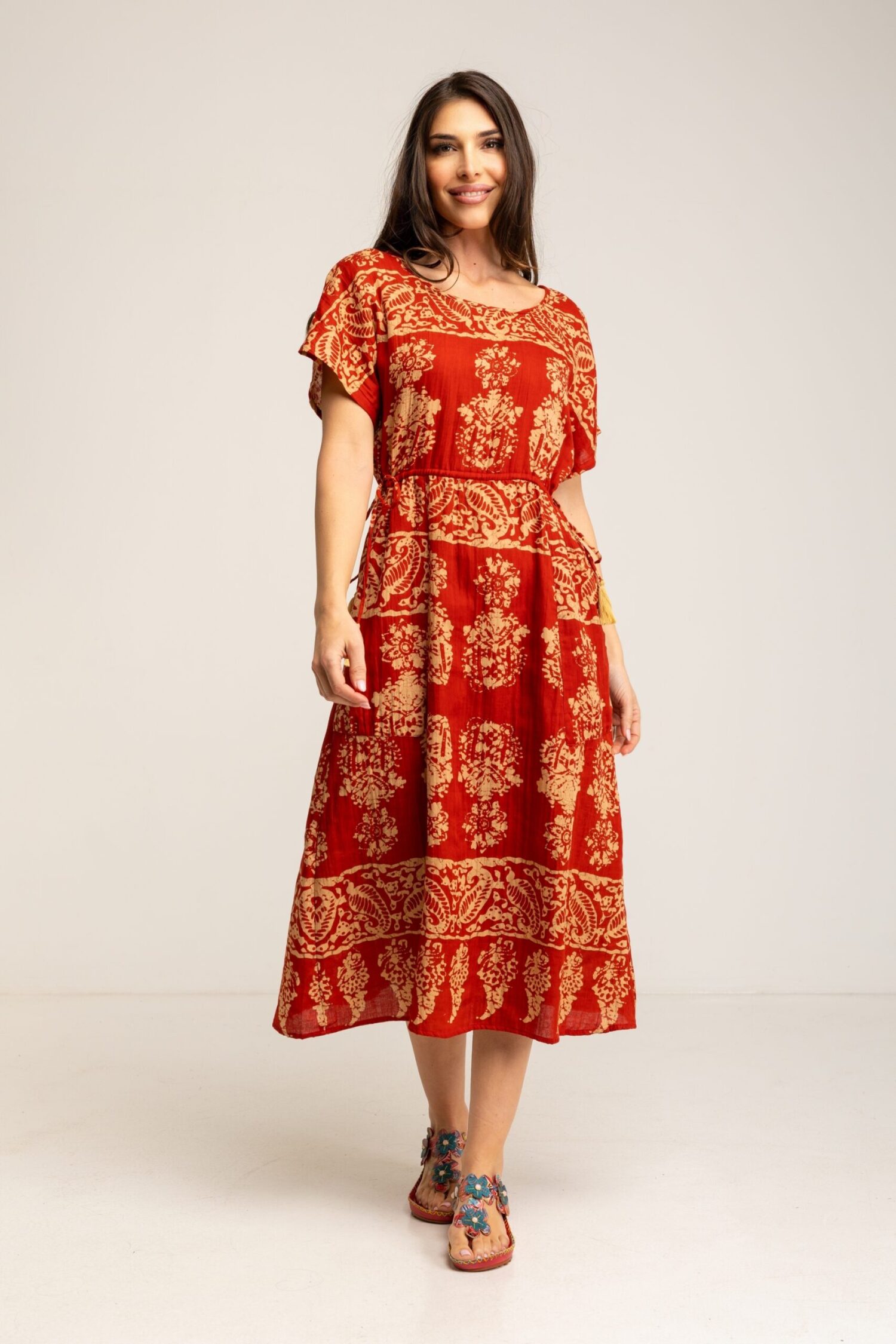 VESTIDO ESTAMPADO ÉTNICO CON BOLSILLOS