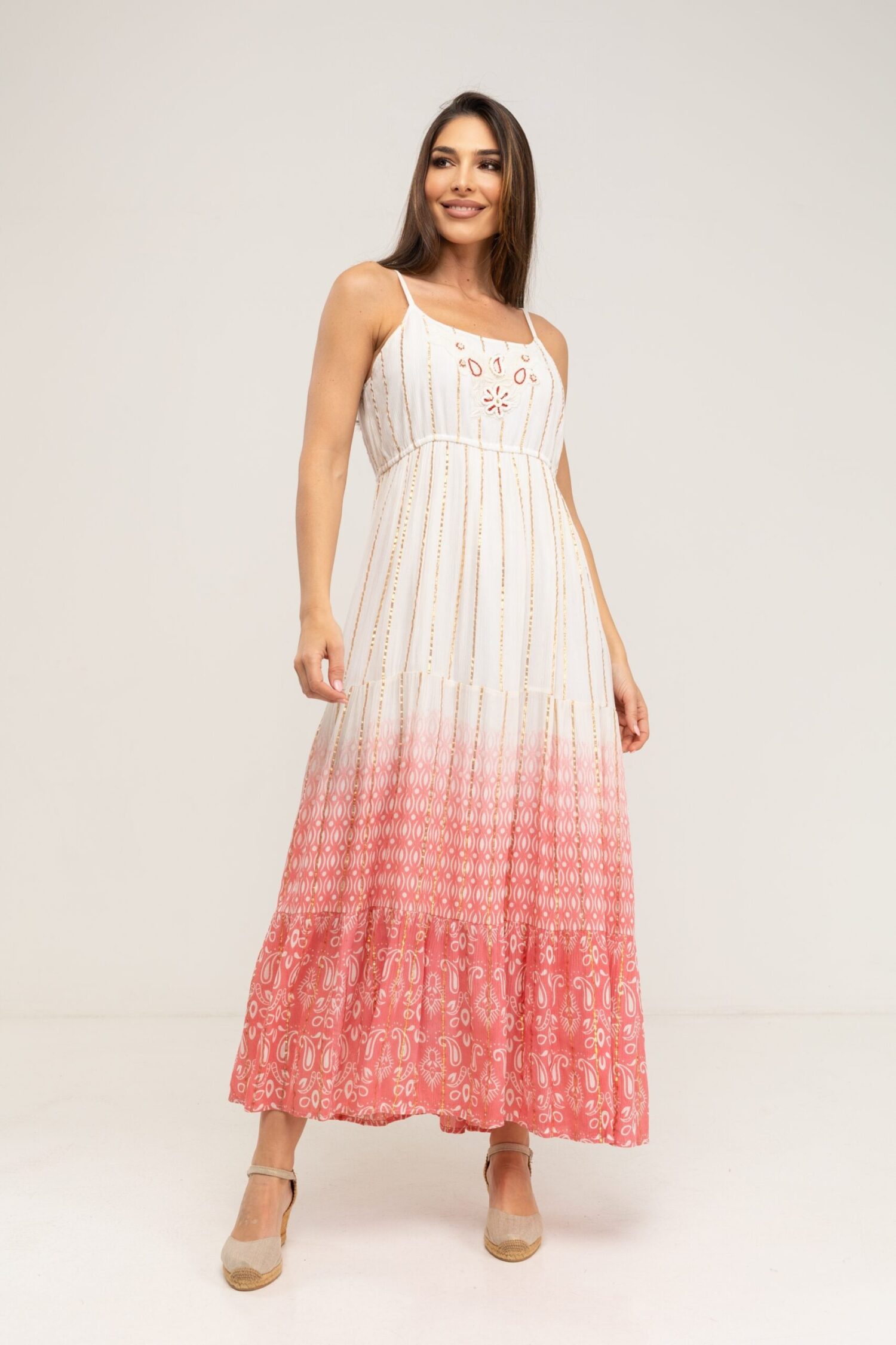 VESTIDO DEGRADADO DE TIRANTES CON BORDADO MANUAL Y LUREX