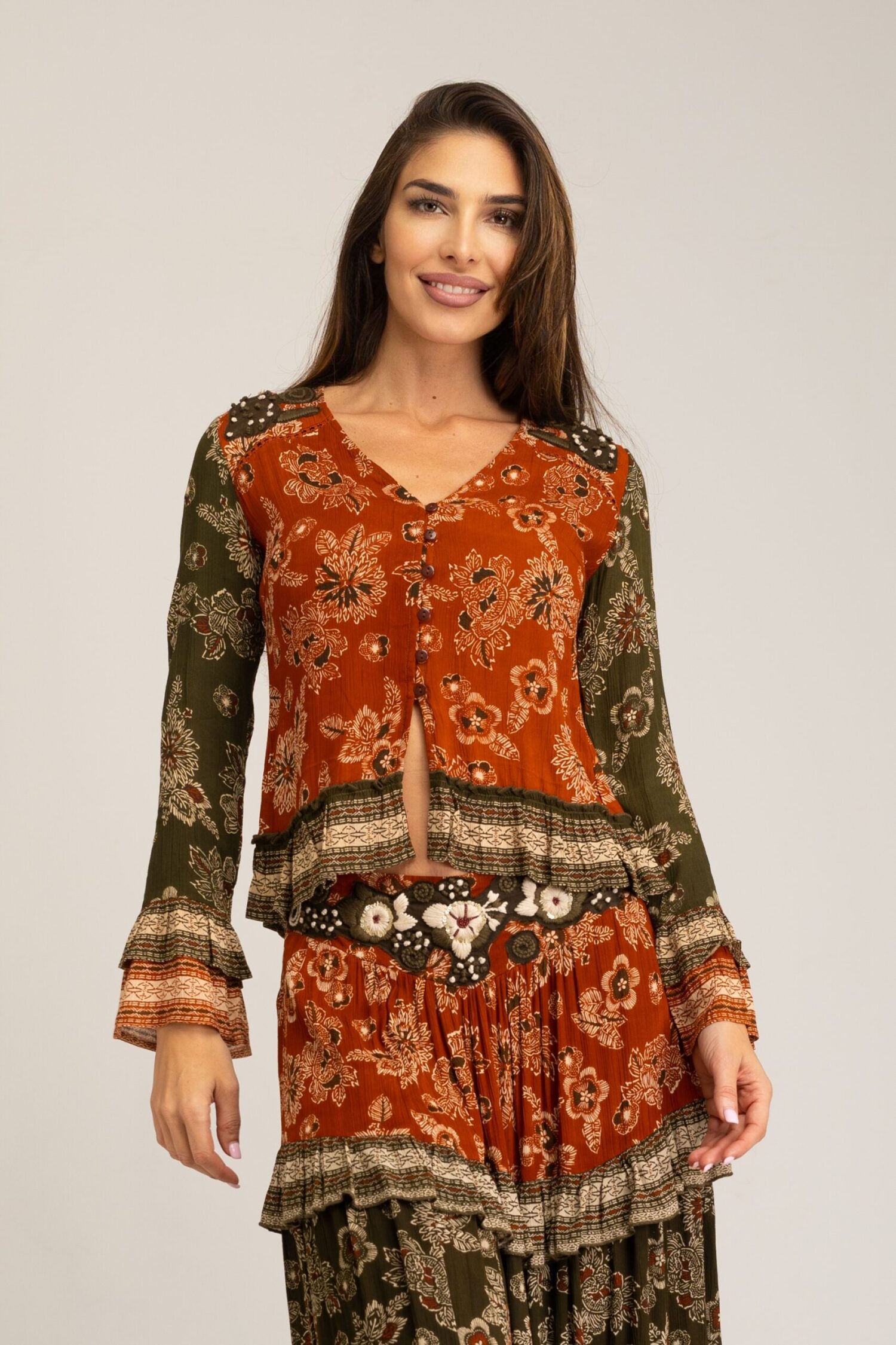 BLUSA VISCOSA ESTAMPADA BORDADADOS ARTESANALES