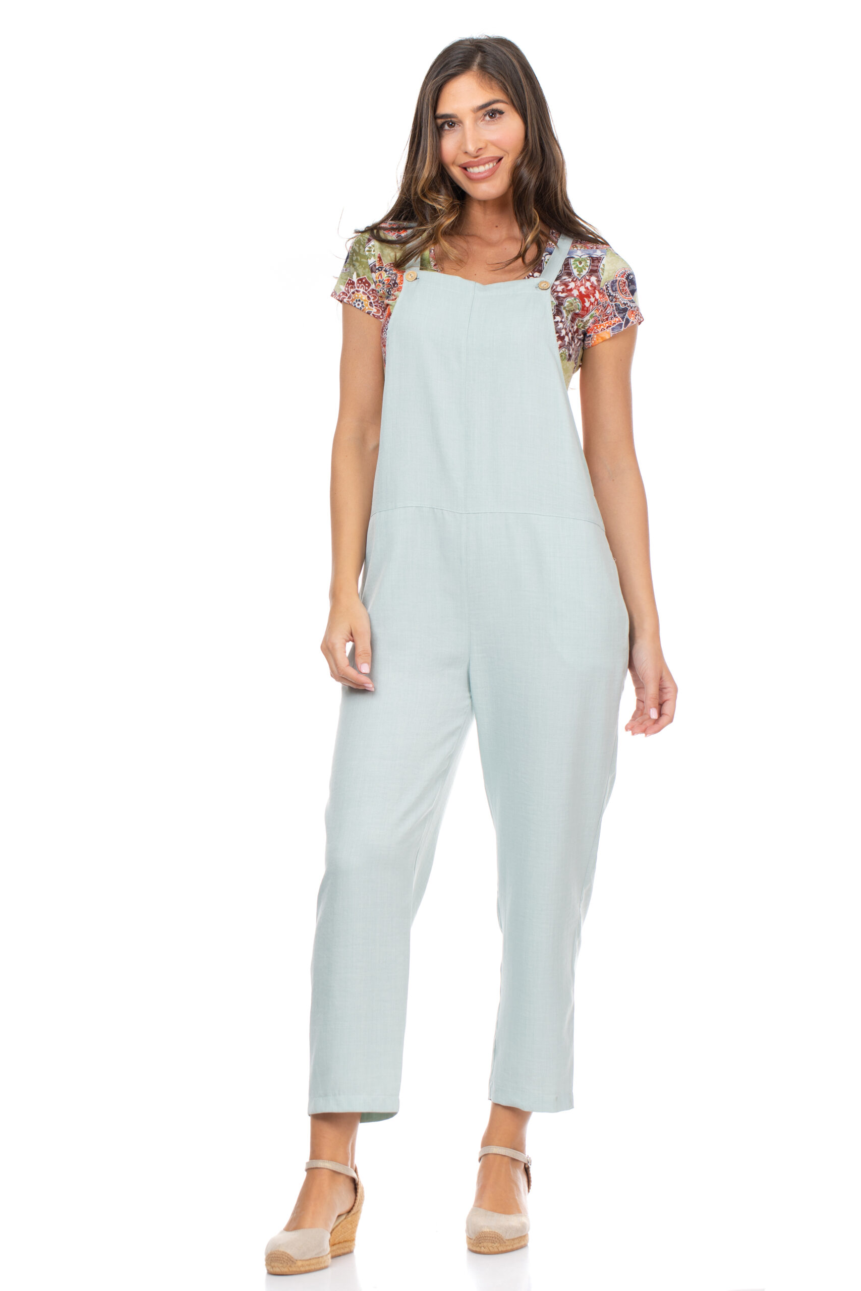 PETO LISO BASICO TIRANTES CON BOTON PARA ATAR AL PECHO, BOLSILLOS LATERALES Y LARGO AL TOBILLO